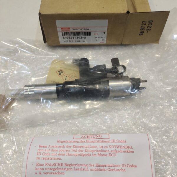ISUZU Injector 8-98284393-0